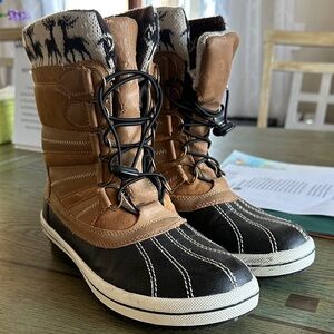 Women's Winter Boots - Brown and Black